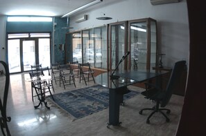 Business center - Garbatella Accommodations & Meeting Rooms (Rome)