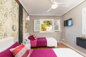 2 chambres, fer et planche à repasser, Wi-Fi gratuit, draps fournis