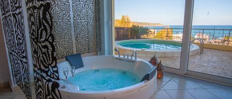 Bain à remous intérieur