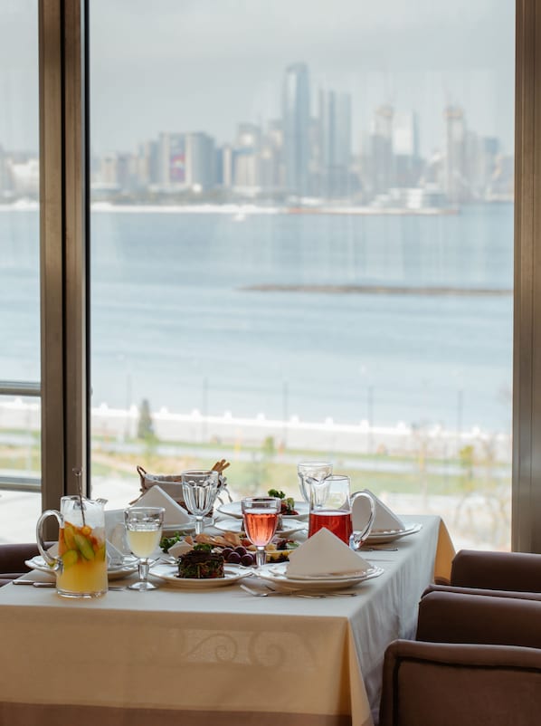 Restaurant - East Legend (Baku)