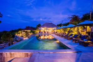 Outdoor pool, sun loungers
