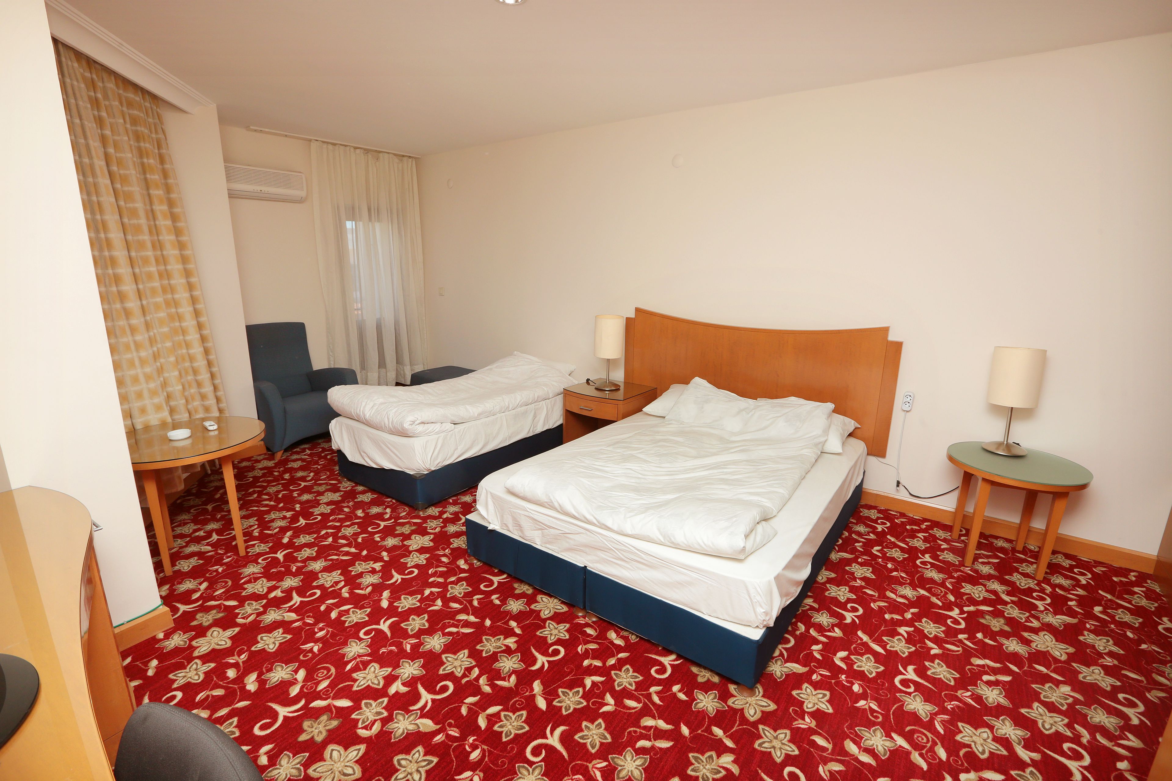 standard triple room | extra beds