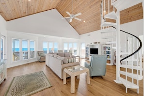 Living area - Beachfront | Pet Friendly | Gulf and Lagoon Views (Gulf Shores)
