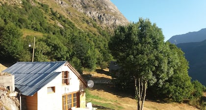 CHALET MET ONBERISPELIJK UITZICHT