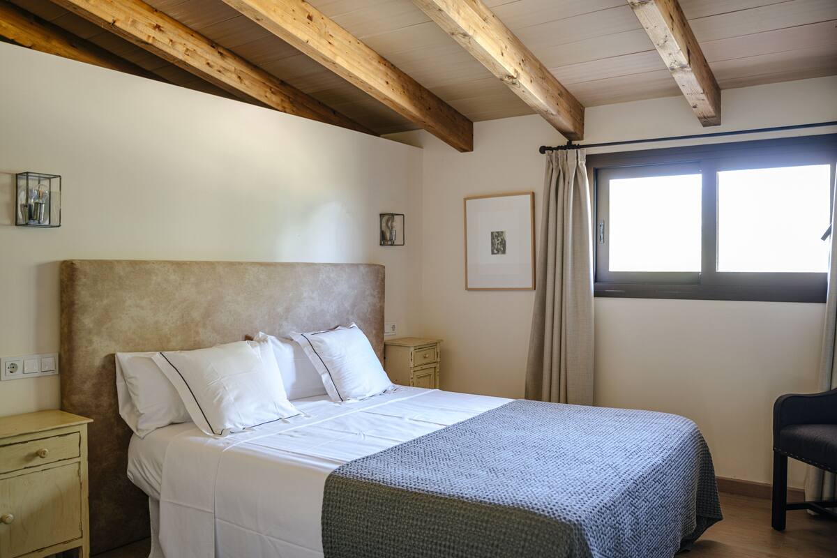 Ropa de cama de alta calidad, edredón y minibar