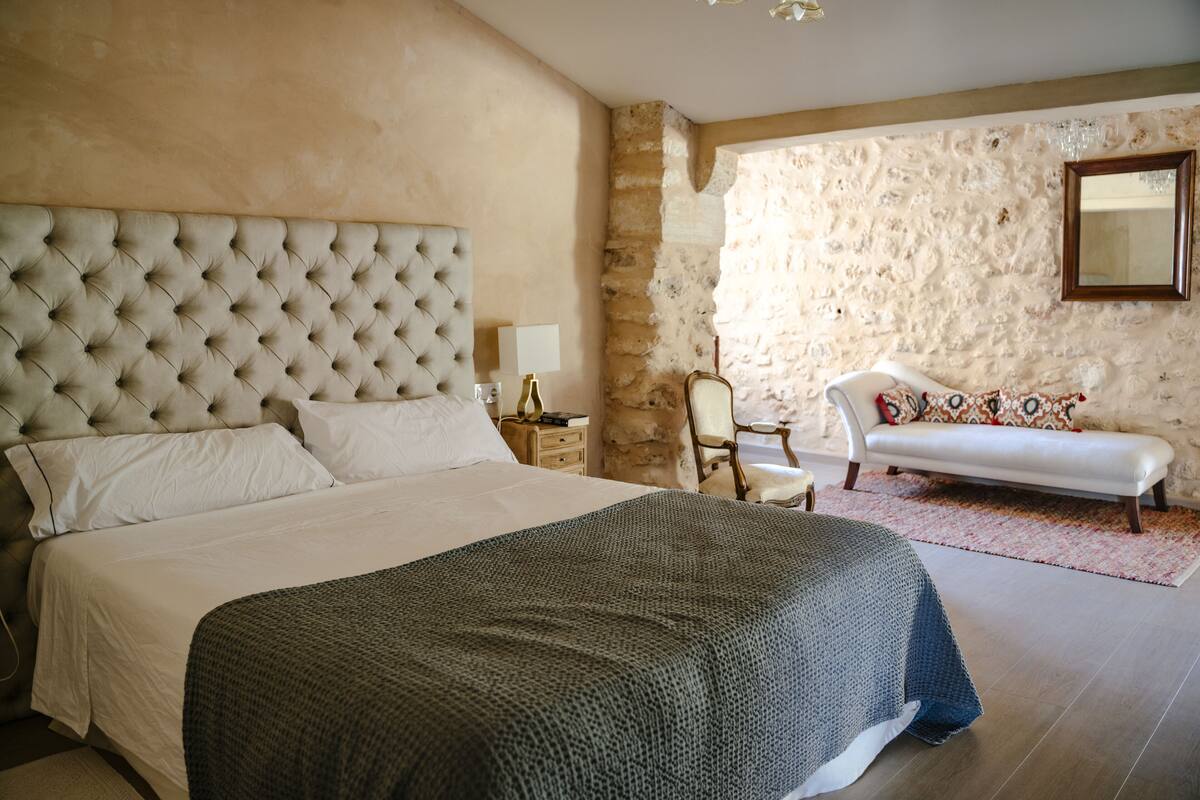 Suite, Terraza | Ropa de cama de alta calidad, edredón y minibar