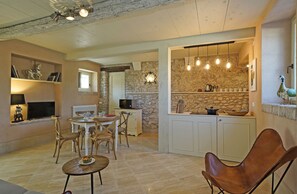 公寓, 2 间卧室, 露台 (Top) | 起居区 | 平板电视