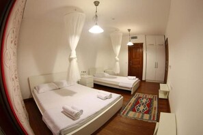 Deluxe Triple Room, Multiple Beds, Sea View | In-room safe, free WiFi, bed sheets - Reyhan Hotel (Karaburun)