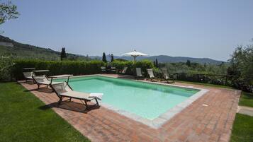 Piscina stagionale all'aperto