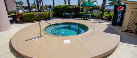 屋内プール、温水プール