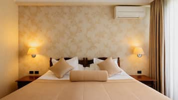 Minibar, in-room safe, desk, soundproofing