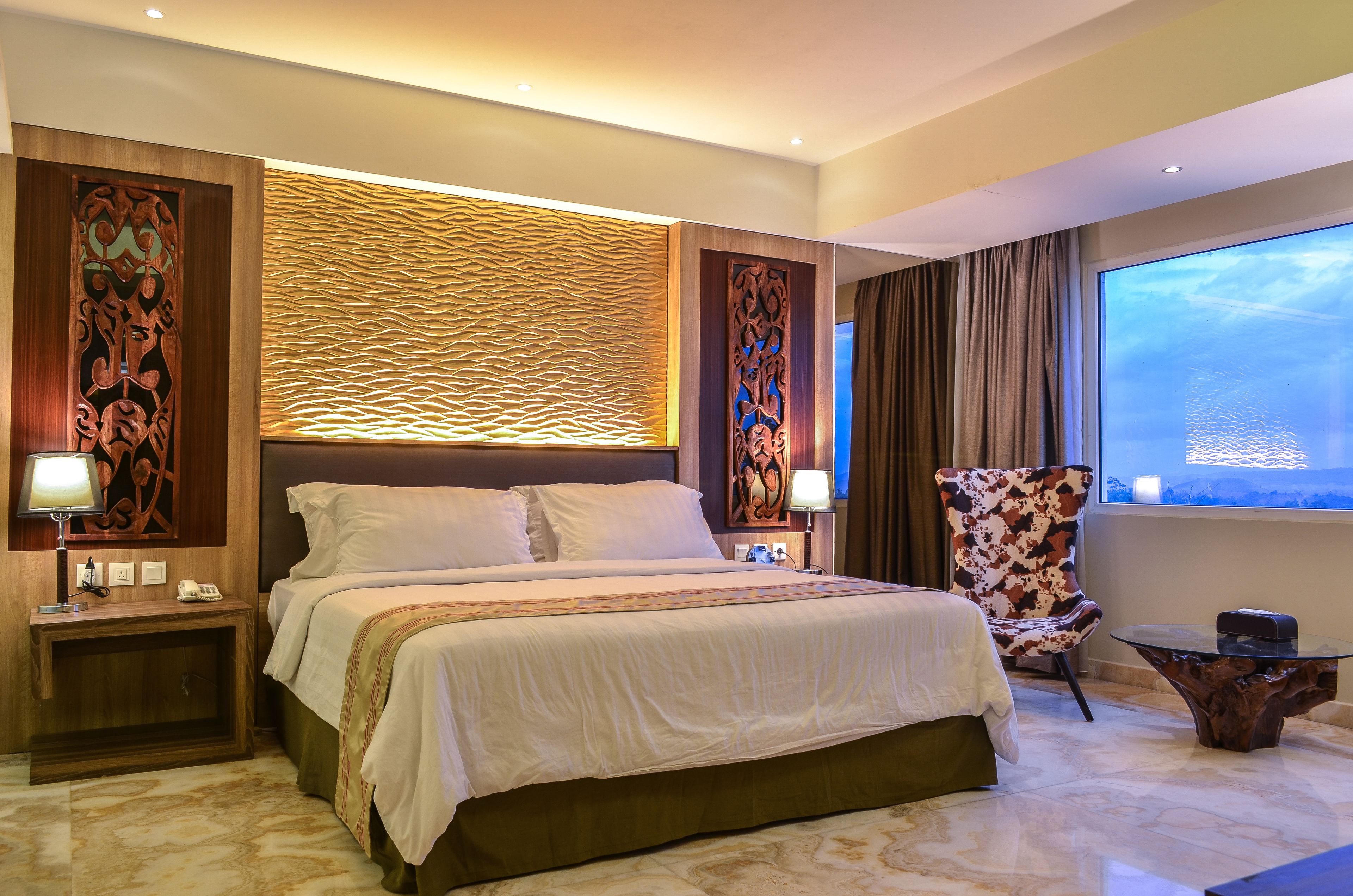 presidential suite | in-room safe, rollaway beds, free wifi, bed sheets