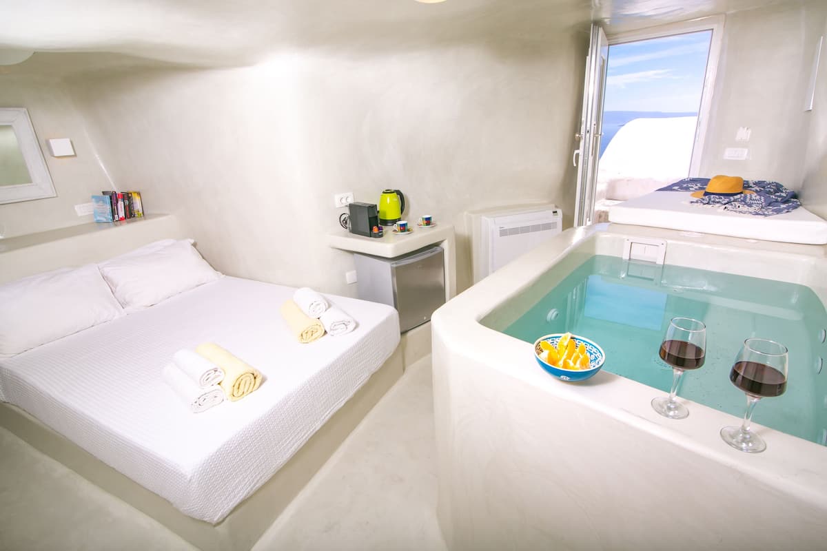 Casa, 1 habitación, hidromasaje, vista al mar (Cave) | 1 habitación y ropa de cama de alta calidad