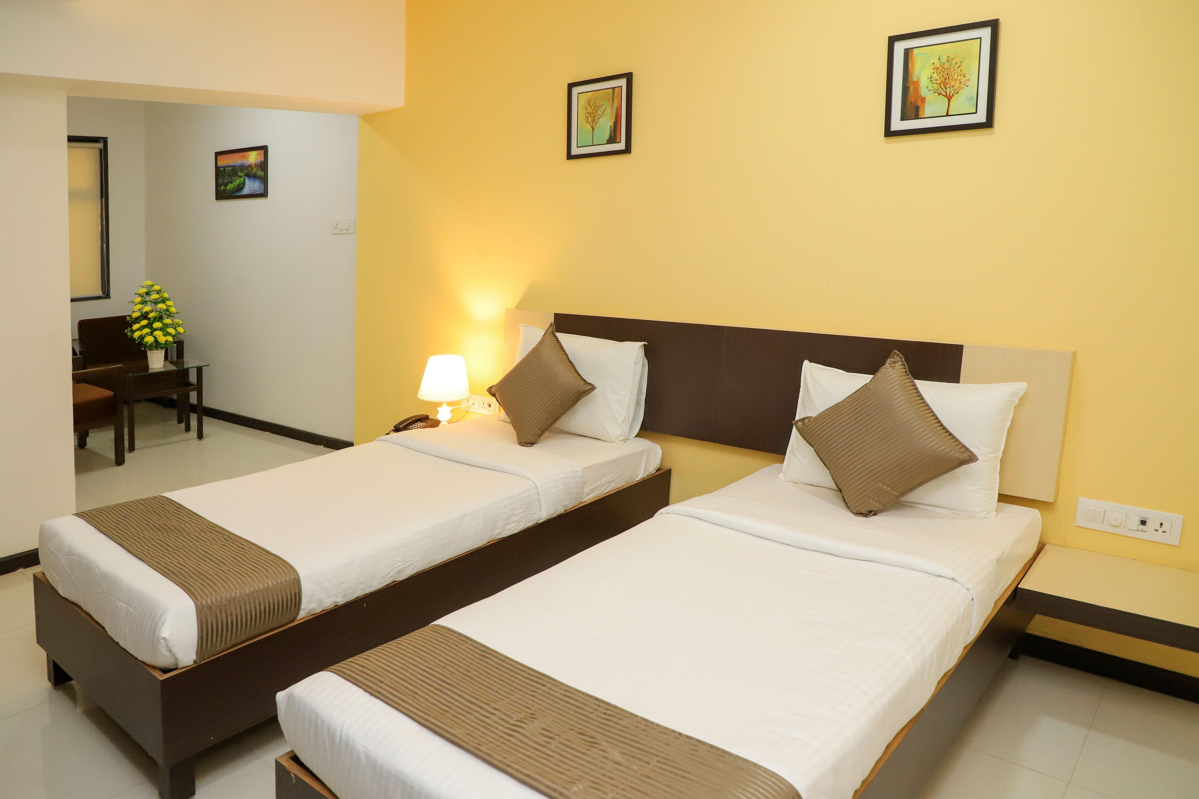 Caja de seguridad en la habitación y cortinas blackout 