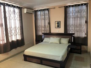 Lejlighed - 4 soveværelser | Skrivebord, strygejern/strygebræt, gratis baby-/barnesenge, gratis Wi-Fi