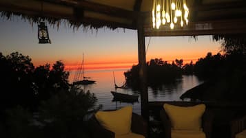 Design Bungalow, 1 Bedroom, Smoking, Lagoon View (Eau-La-La) | Premium bedding, minibar, in-room safe, individually decorated