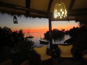 Design Bungalow, 1 Bedroom, Smoking, Lagoon View (Eau-La-La)