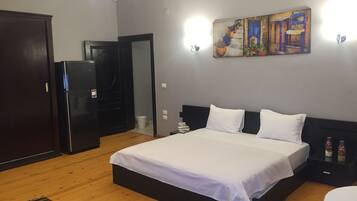 1 bedroom, iron/ironing board, WiFi