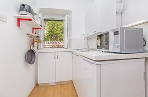 Standard Apartment | Private kitchen | Fridge, microwave, stovetop, coffee/tea maker - Apartment View (Dubrovnik)