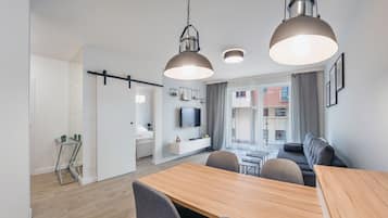 1 habitación, decoración personalizada y muebles diferentes