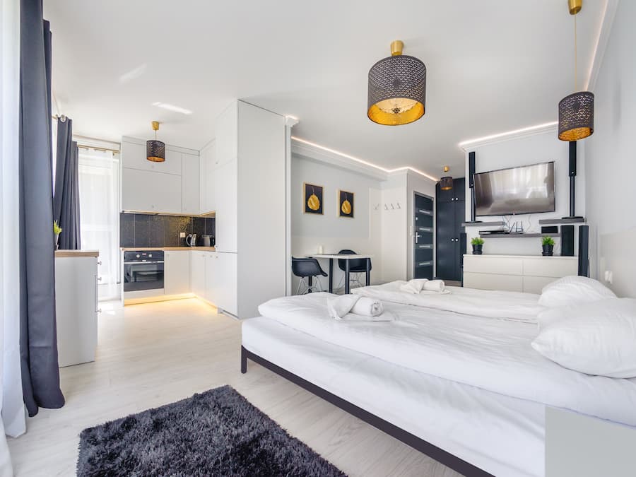 Apartment (11b)