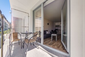Apartment (76b) | Individually decorated, individually furnished, laptop workspace - Apartamenty Sun & Snow Angielska Grobla (Gdansk)