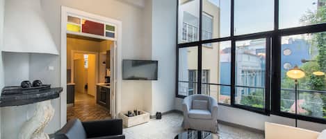 Loft, 2 Bedrooms (2B)