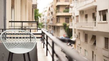 Apartment, 1 Bedroom, City View (2A) | Terrace/patio