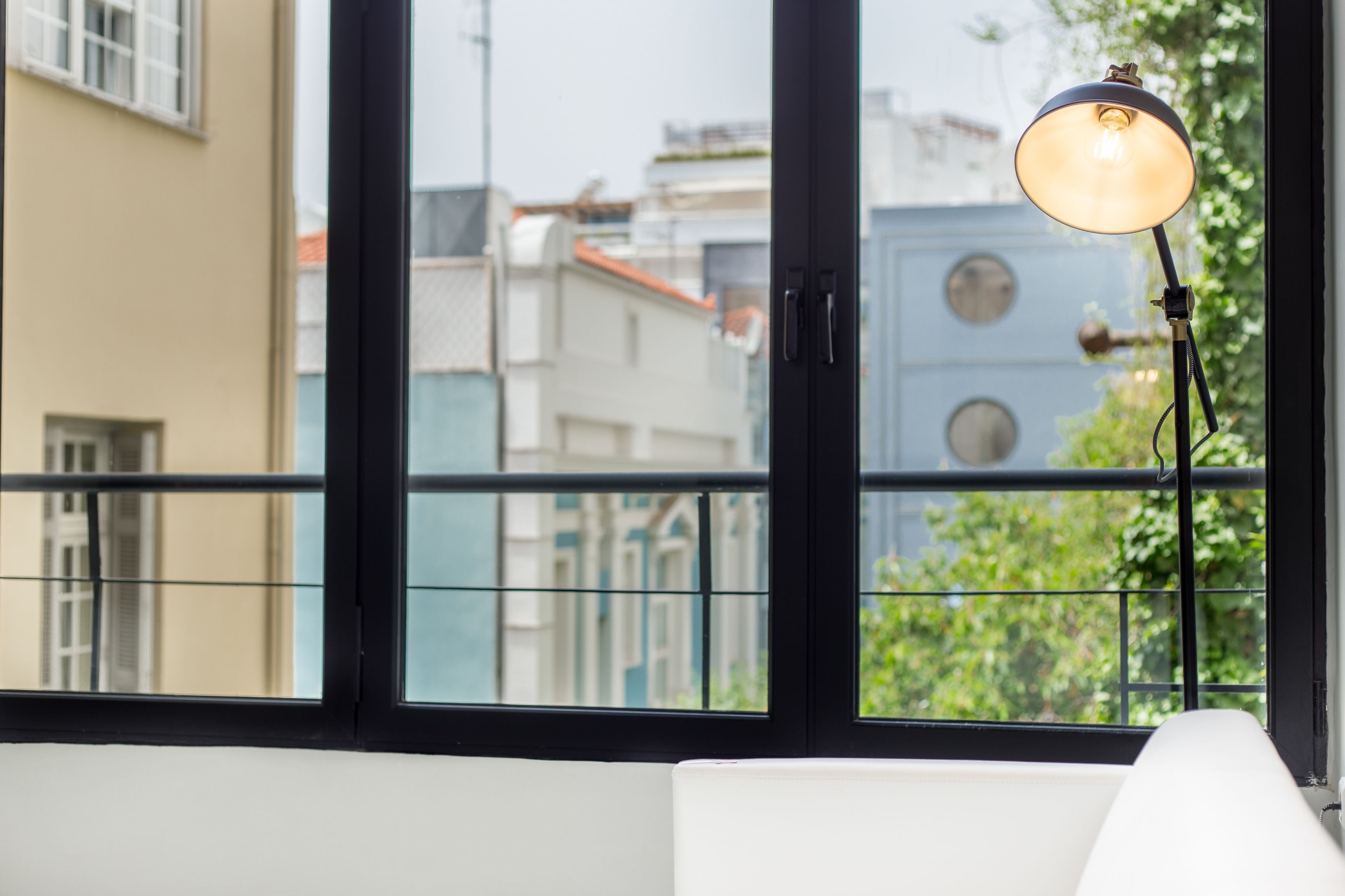 Loft, 2 Bedrooms (2B) | Living area | Smart TV, fireplace