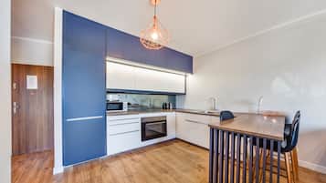 Apartament (Jaglana 6B/32) | Cuina bàsica privada | Frigorífic, placa de cuina, rentaplats i cafetera i tetera