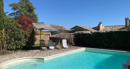 Gßte dans Mas, piscine privée au gßte, proche d'Uzes