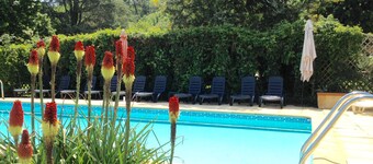 Vacker gite, pool, lugnt lÀge, fantastiska attraktioner och aktiviteter