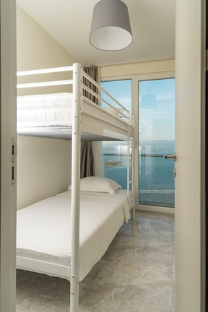 2 bedrooms, premium bedding, desk, iron/ironing board - Adabuku Villas (Milas)