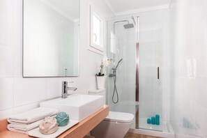Hair dryer, towels - Apartment Bahia Vista - On top of the sea ! (Can Picafort)
