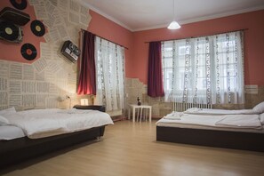 8 bedrooms, iron/ironing board, WiFi, bed sheets