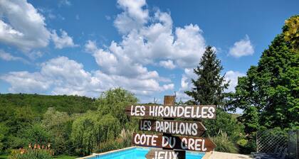 Cote du Grel cottage 4/5, pool, private garden & balcony, fantastic location