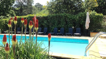 Udendørs pool, liggestole