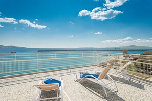 Appartement panoramique | Vue de la chambre