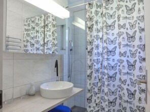 Hair dryer, towels