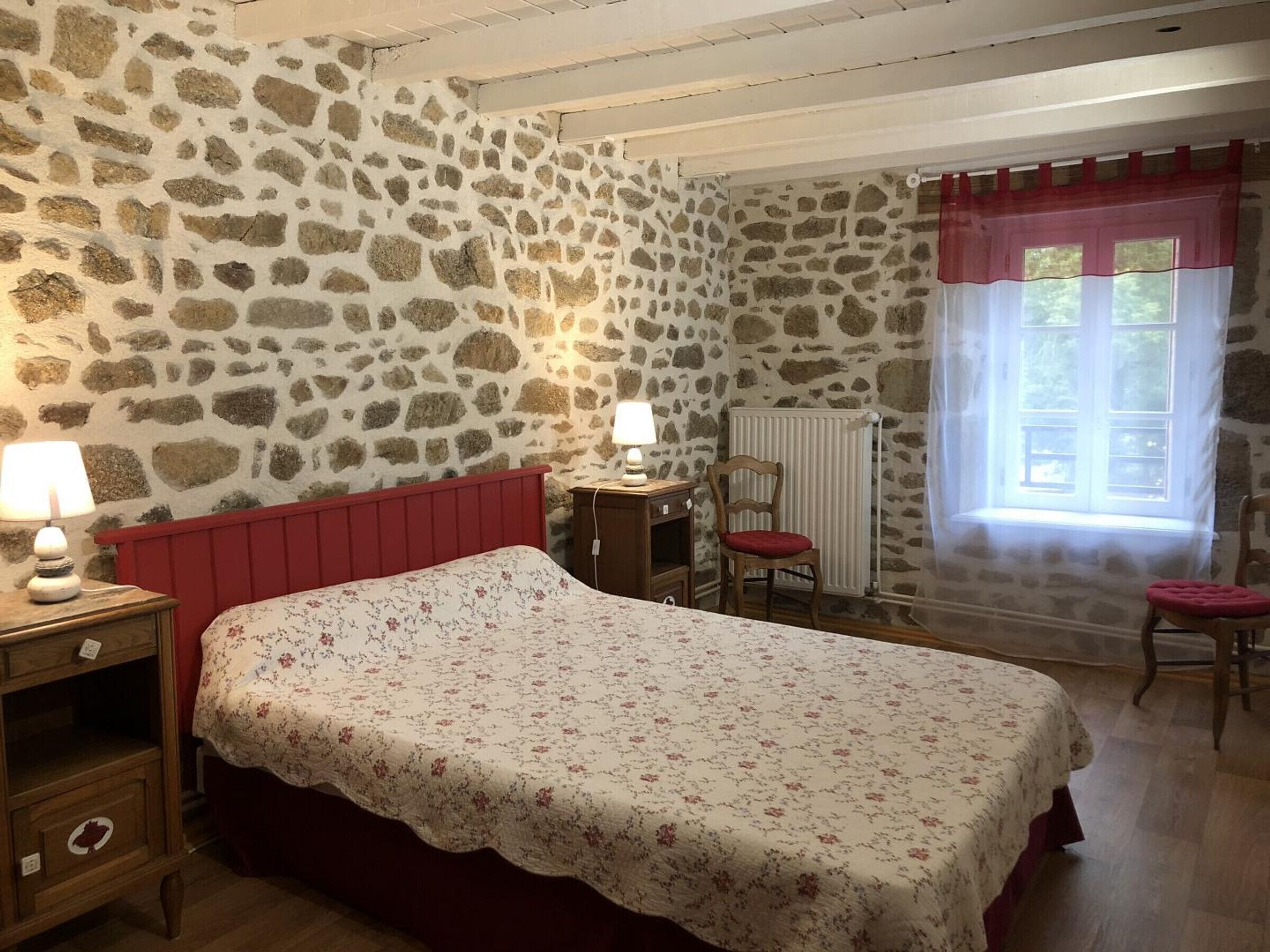 5 bedrooms, free WiFi