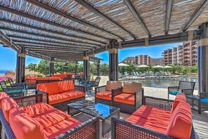 Property grounds - Golf Resort Condo w/ Ocean Views at Cabo Quivira (Cabo San Lucas)
