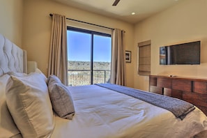 3 bedrooms, iron/ironing board, internet, bed sheets