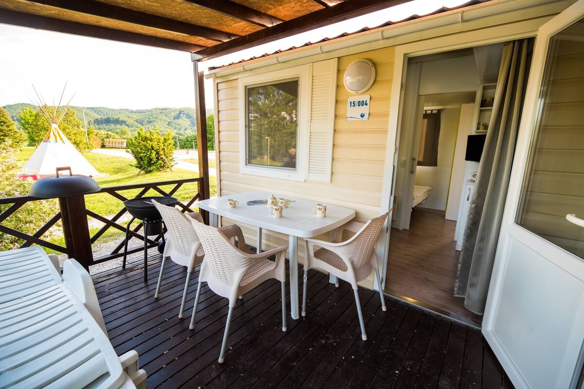 Maison mobile, 1 chambre, vue sur le lac | Terrasse/patio