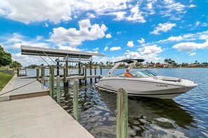 Dock