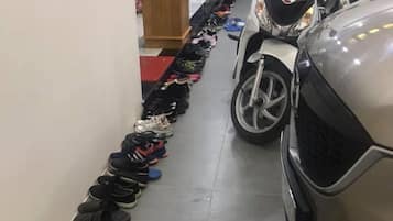 Bãi đậu xe tự phục vụ miễn phí