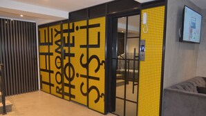Lobby - The Roomy Hotel Sisli (Istanbul)