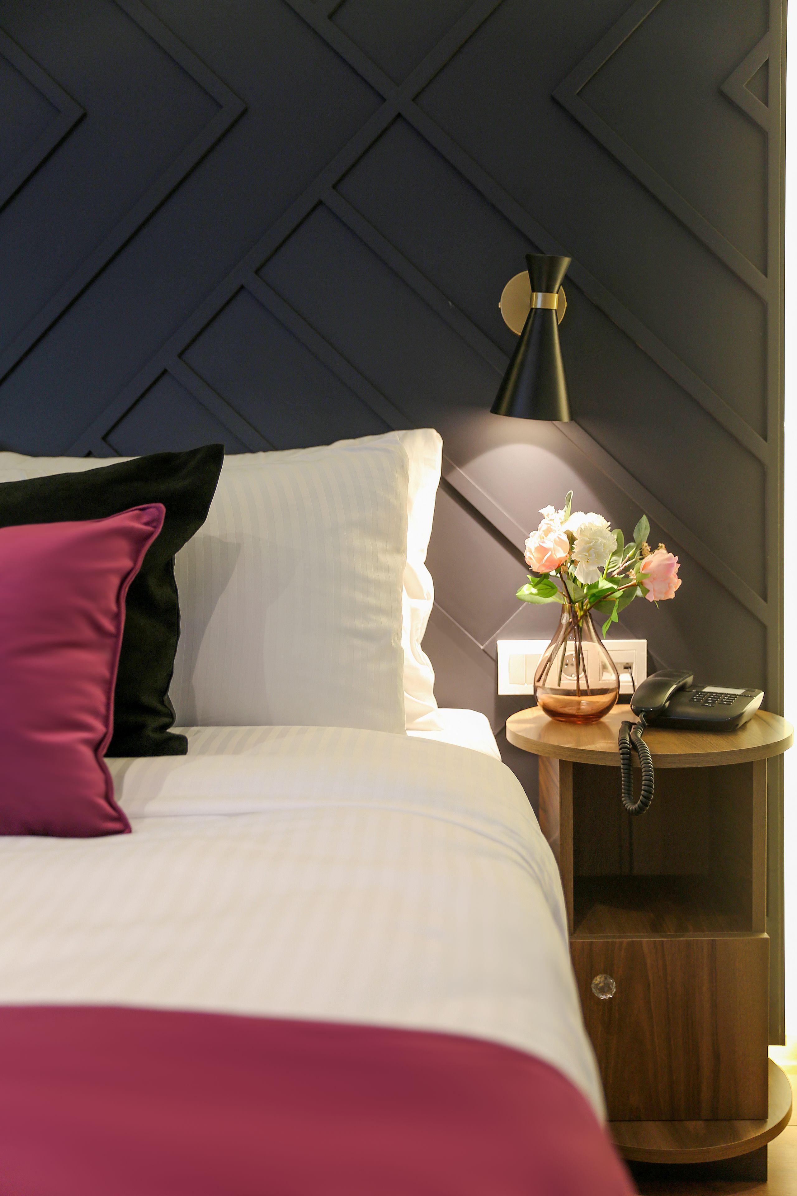 套房, 露台 | 客房内保险箱、熨斗/熨板、免费 WiFi