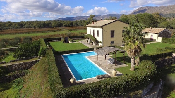Piscina all'aperto