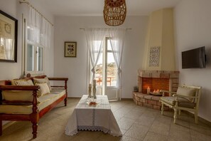 House, 2 Bedrooms | Living area | Smart TV - Irene Kimolos Villas (Kimolos)