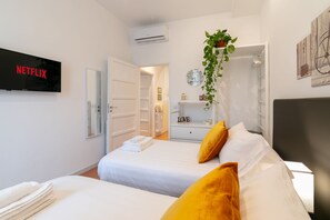 2 Schlafzimmer, Zimmersafe, Schreibtisch, schallisolierte Zimmer